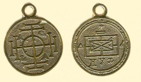 keisarillinen amulettiriipus onnea varten